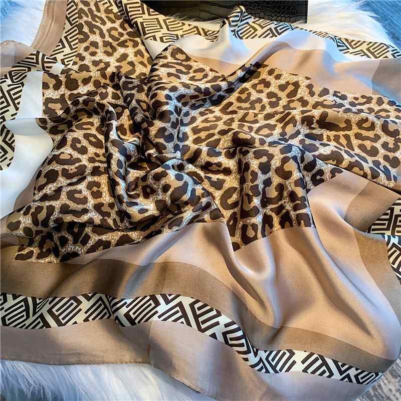 For Women - スカーフ レディース 春秋 タッチ 正方形 70cm 職業用 ネッカチーフ 小物 フェミニン かわいい 上品 きれいめ エレガント