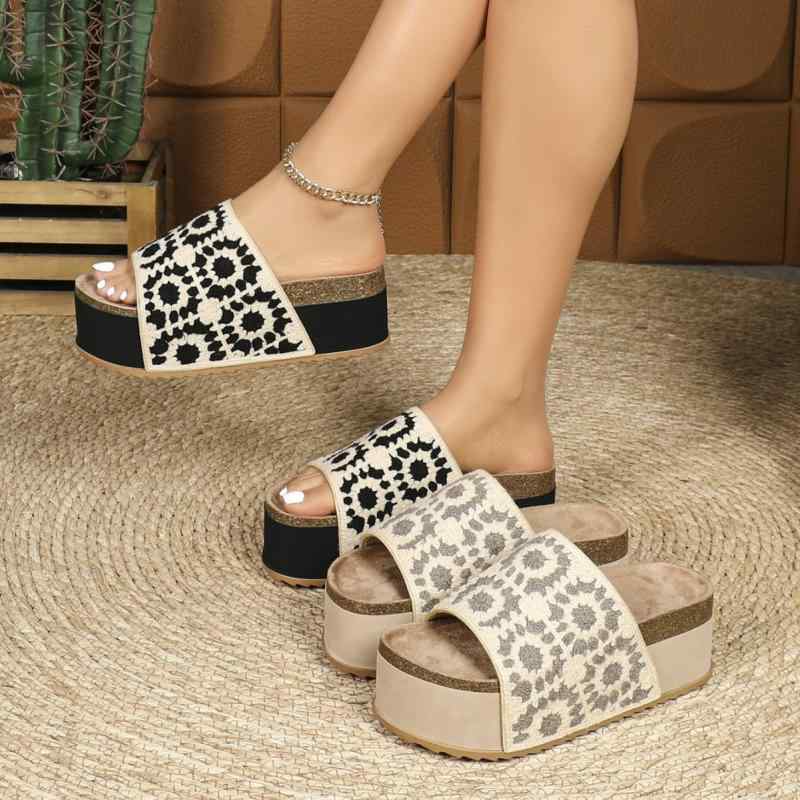 サンダル レディース 厚底 サンダル サンダル ビーチ サンダル 普段使い サンダル 海 痛くなりにくい 歩きやすい つっかけサンダル