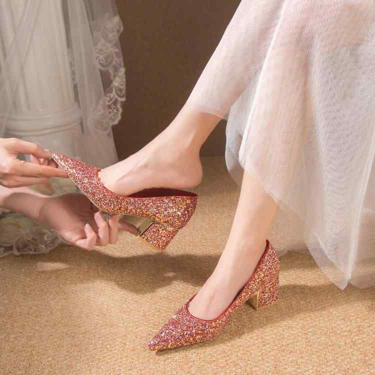 パンプス レディース 春夏 レッド 赤 亮片 グリッター ポインテッドトゥ 太めヒール ハイヒール 結婚式 パーティー 二次会