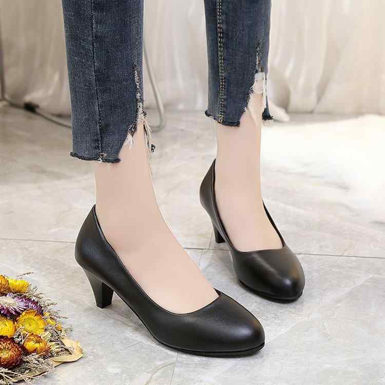 靴 レディース パンプス フォーマル 黒 エナメル調 5cm ヒール 面接 仕事 通勤 普段使い ベーシック