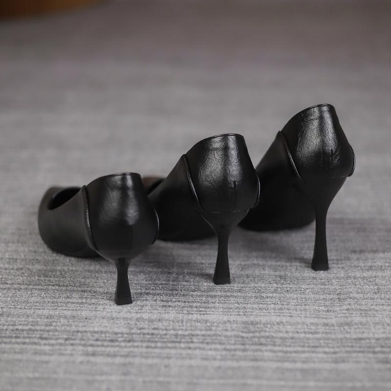 パンプス レディース 黒 フォーマル ハイヒール 9cm ピンヒール エナメル調 オフィス 仕事用 通勤 美脚 疲れにくい 歩きやすい 滑り止め 春秋
