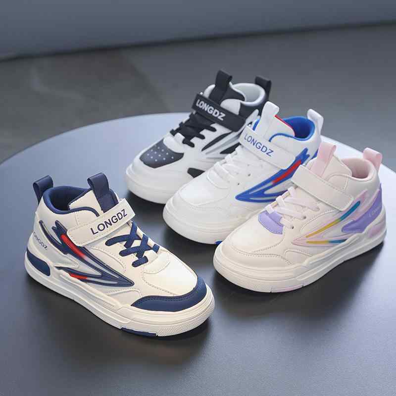 靴 キッズ 男の子 皮革 スポーツシューズ 高さ 履き心地 学生 ランニング 厚底 滑り止め 秋冬