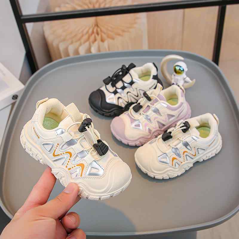 スニーカー キッズ 子供靴 男の子 女の子 運動靴 普段使い 滑り止め 通学 履きやすい 軽量 春秋