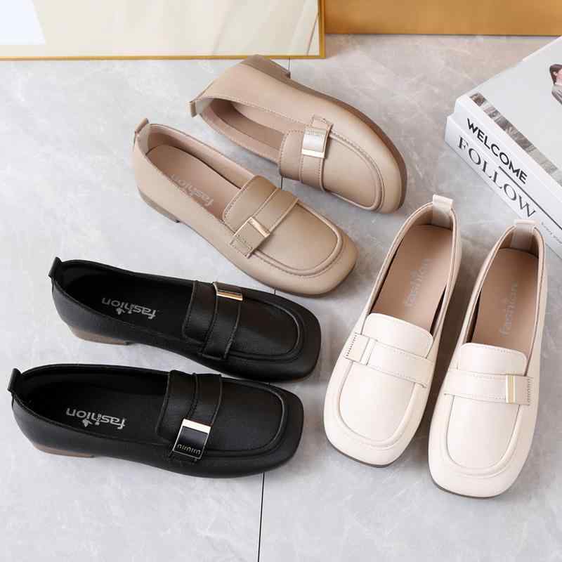 ローファー レディース 靴 フラットシューズ 快適 柔らかい底 疲れにくい スリッポン 歩きやすい カジュアル 普段使い 旅行 春夏 秋冬