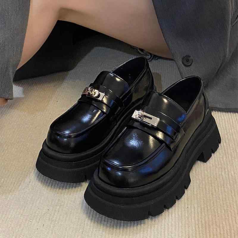 靴 レディース ローファー 厚底 春夏 カジュアル スタイル おしゃれ 歩きやすい 履きやすい レザー 革