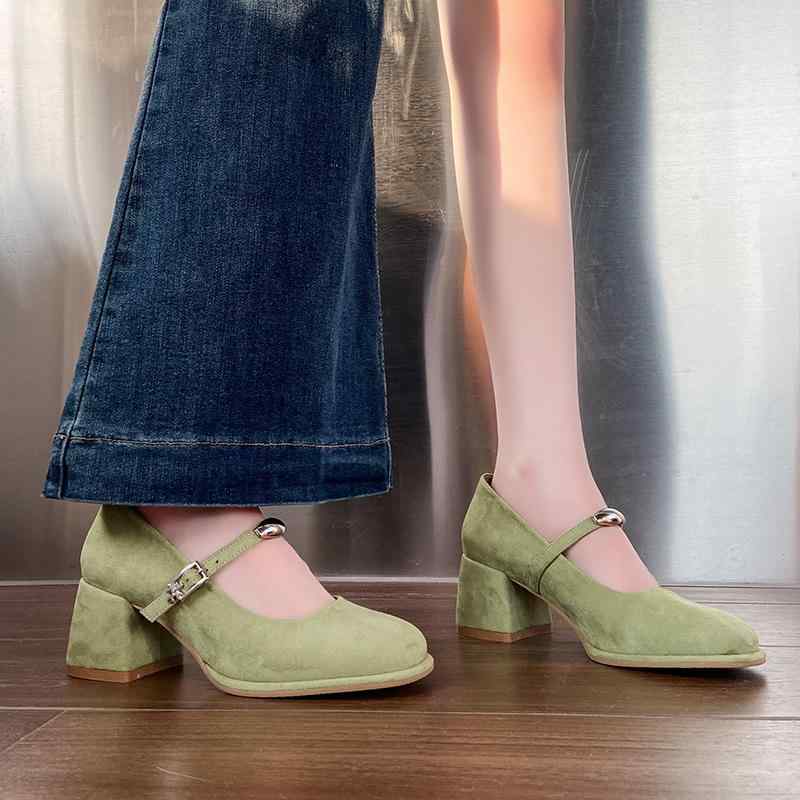 ハイヒール レディース パンプス マリージェーンシューズ ローヒール チャンキーヒール スエード調 スウェード調 太ヒール ストラップ ポインテッドトゥ スムース スムース調 フラット ぺたんこ ローヒール 歩きやすい 履きやすい 痛くない 疲れない 滑