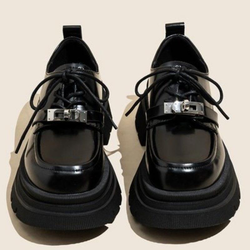 靴 レディース 厚底 ローファー 黒色 エナメル調 メリージェーン 靴 クラシック 法式 秋冬2