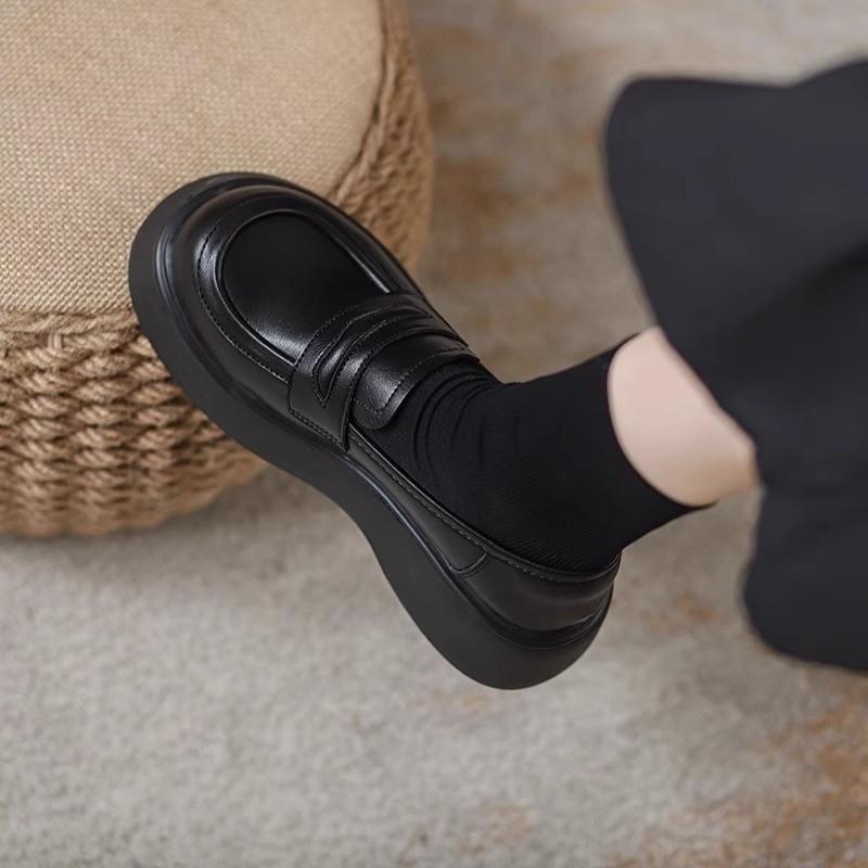 靴 レディース 厚底 ローファー 春秋 スリッポン レザーシューズ 婦人靴 身長アップ 普段使い カジュアル 歩きやすい 滑り止め
