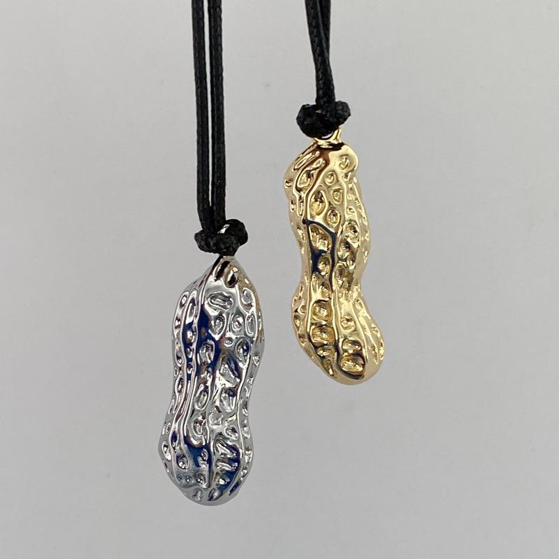 ネックレス レディース 秋冬 高級感 ロング ペンダント ラッキーアイテム 金色 銀色 革紐 ニットチェーン 小さめ ピーナッツ