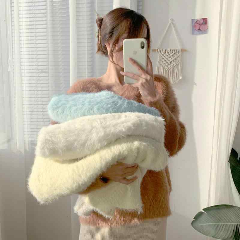 ニット レディース 秋冬 プルオーバー Vネック トップス ゆったり かわいい モヘア 長袖 暖かい ふわふわ 接触冷感 再生繊維 カジュアルスタイル 普段使い2