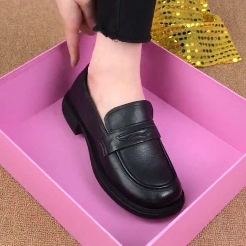 靴 レディース ローファー フラットシューズ スリッポン レザー 本革 春秋 歩きやすい 痛くない 柔らかい ぺたんこ靴 カジュアル 通勤 通学 旅行 おしゃれ かわいい シンプル 上品