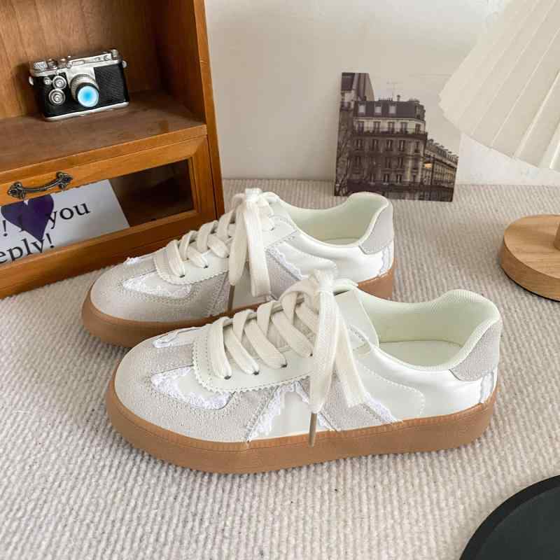 スニーカー レディース フラット底 小さいサイズ デッキシューズ ローカット 普段使い かわいい 歩きやすい