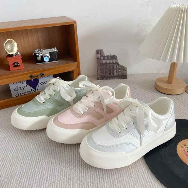 スニーカー レディース 厚底 ダッドスニーカー スポーツ カジュアル シューズ クッション性 歩きやすい 普段使い かわいい シンプル おしゃれ
