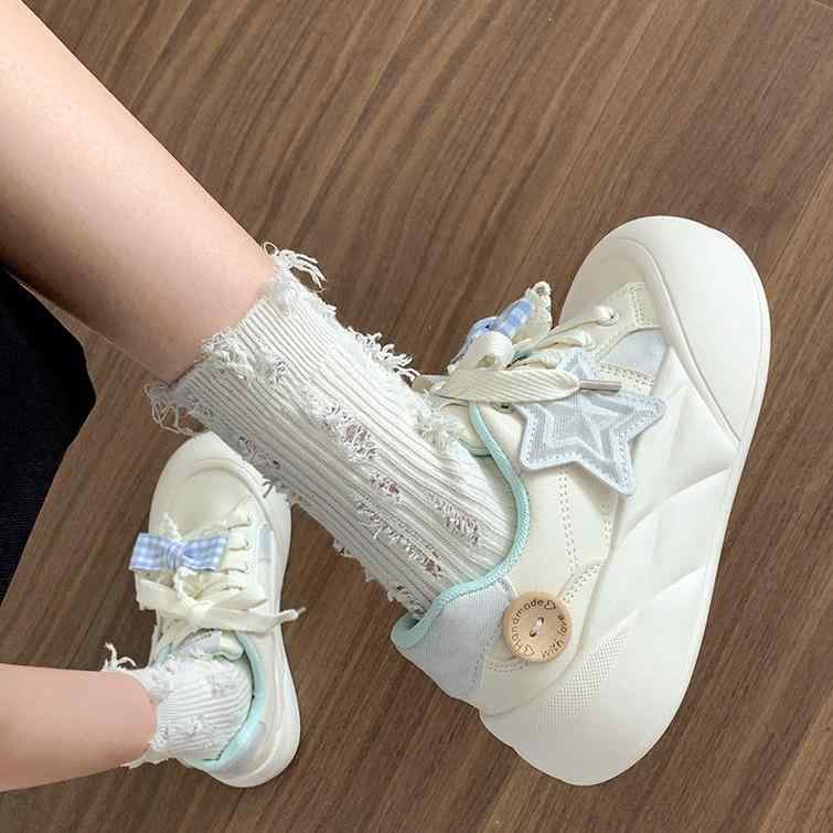 スニーカー レディース 厚底 ラウンドトゥ スポーツ カジュアル 歩きやすい 普段使い 通勤 白 無地(4.0)