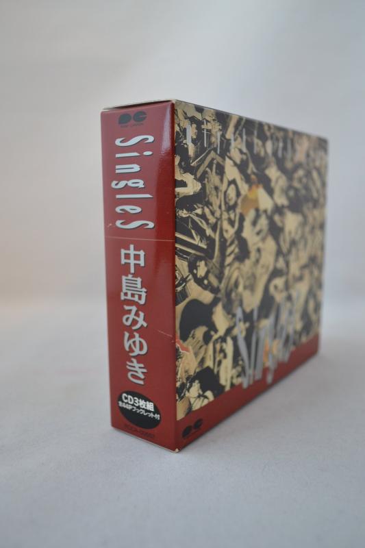 【中古】Singles - 中島みゆき