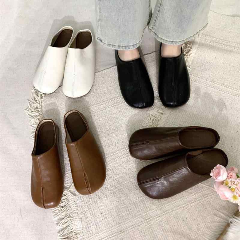 靴 レディース ローファー 黒色 レトロ 秋冬 韓国風 スリッポン フラットシューズ ぺたんこ靴 サンダル ミュール ラウンドトゥ 履きやすい 痛くない 婦人靴 普段使い かわいい 旅行