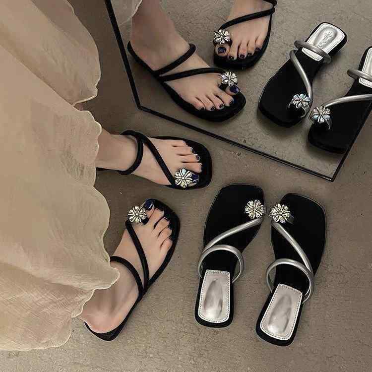 サンダル レディース 春夏 ビーチサンダル ラインストーン 仙女風 フラット ぺたんこ 歩きやすい 海 プール 旅行 アウトドア 普段使い