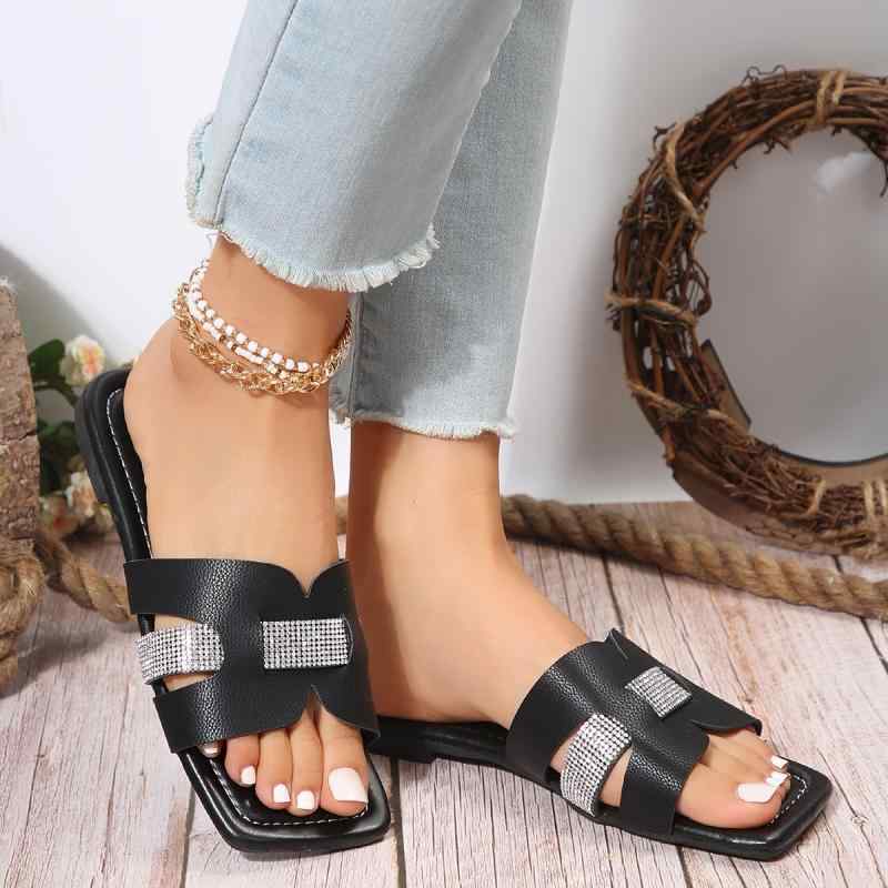 サンダル レディース フラット ローヒール ビジュー スリッパ 歩きやすい 履きやすい つっかけ 普段使い 外履き カジュアル かわいい おしゃれ 大きいサイズ