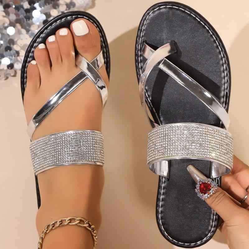 サンダル レディース 大きいサイズ 水着 ビジュー フラットソール ローヒール ぺたんこ 歩きやすい スリッパ ビーチサンダル つっかけ 普段使い リゾート 黒