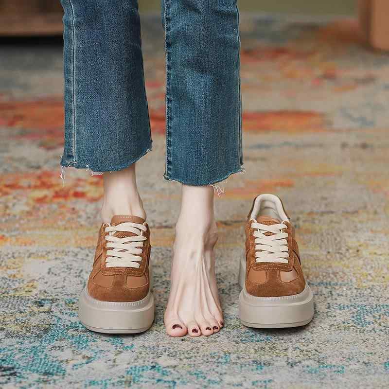 スニーカー レディース 厚底 背が高