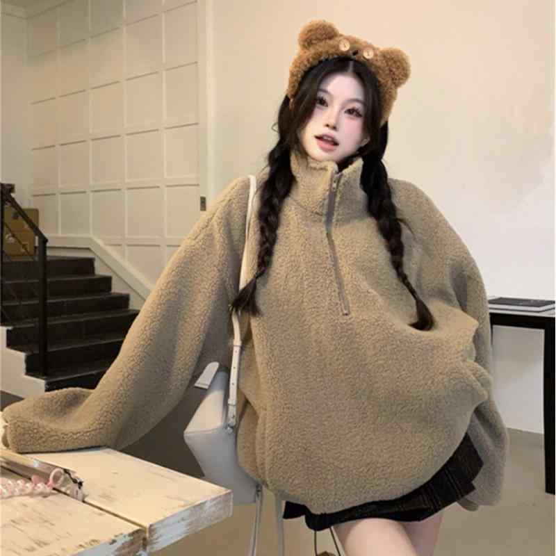 トレーナー レディース 秋冬 韓国 リラックス ゆったり 厚手 あったか トップス 長袖 プルオーバー 普段使い かわいい おしゃれ・柄: 無地・スタイル: プルオーバー・フィット: ゆったり・構成: ワンピース・着丈: ミドル丈(65cm<着丈≤80cm)・袖丈: 長袖・袖タイプ: レギュラー袖・ネックライン: セミハイネック・厚さ: 厚手・要素: ポケット・加工: パッチワーク/縫い合わせ・素材: ウール・主な素材: ポリエステル（ポリエステル繊維）・カラー: コーヒー・サイズ: M,L,XL,2XL・・素材2: ポリエステル（ポリエステル繊維）・前立て: プルオーバー・主な素材の含有量: 95%以上・風: 通勤・対象: 女性・商品カテゴリ: トレーナー/フリース