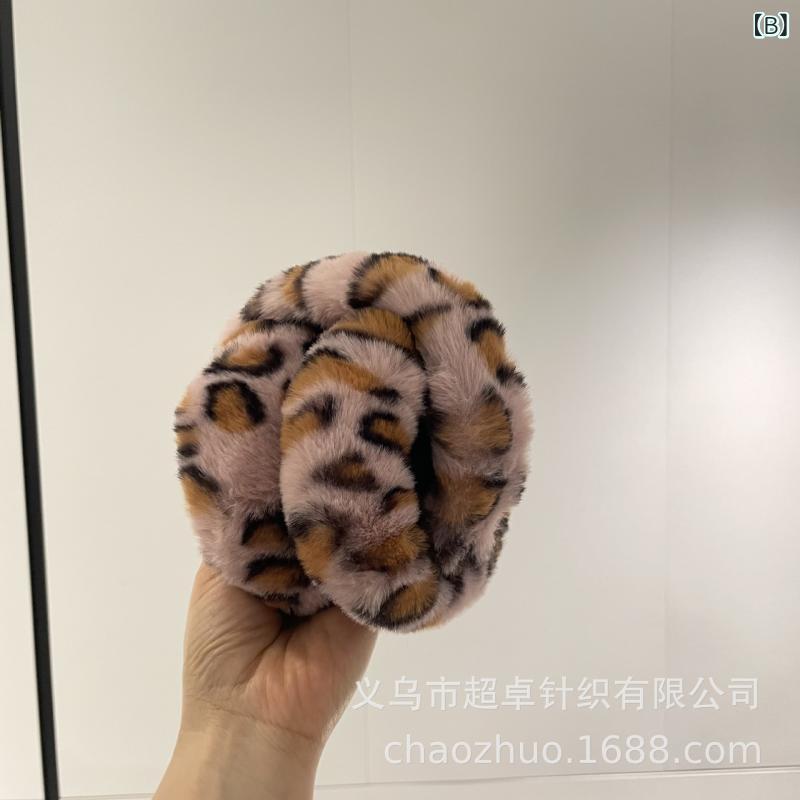 ソファポテトのイヤーマフ レディース ヒョウ柄 折りたたみ式 防寒 保温 耳あて イヤーウォーマー かわいい ふわふわ もこもこ 秋冬 小物2｜アングル2