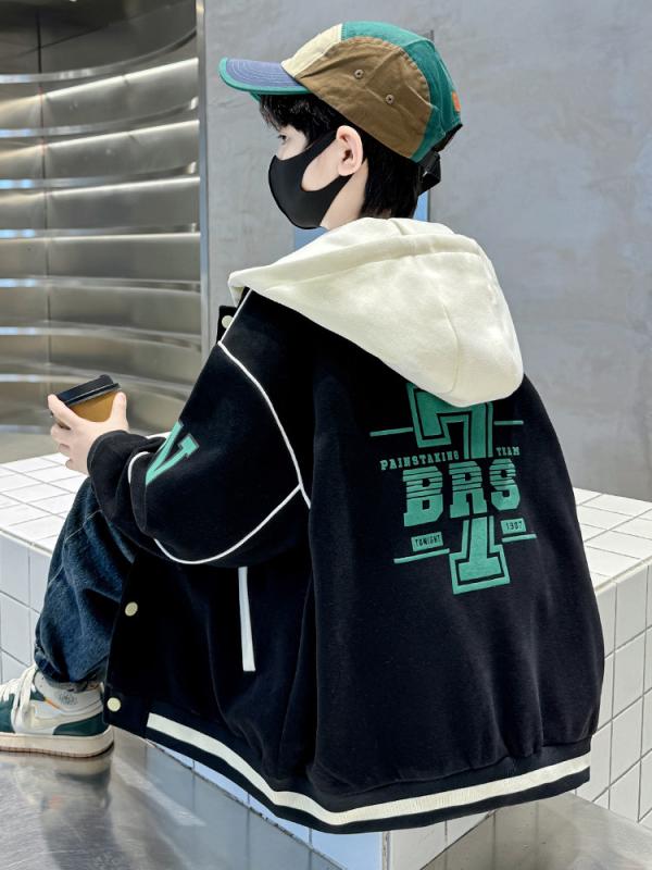 男童用 秋冬加绒连帽外套・適用性別: 男性・適合年齢層: 中大童（8歳以上）・襟型: 翻領・適合季節: 秋季・スタイル: 韓流・厚さ: 加厚・素材: 棉75%・裏地成分: ポリエステル100%・閉合方式: ジッパー・デザイン要素: 文字、プリント・袖丈: 長袖・特徴: 防風・サイズ展開: 120cm, 130cm, 140cm, 150cm, 160cm, 170cm・カラー展開: ブラック, グリーン, ブラック（裏起毛加厚）, グリーン（裏起毛加厚）・衣類の長さ: ショート丈・重量: 約650g