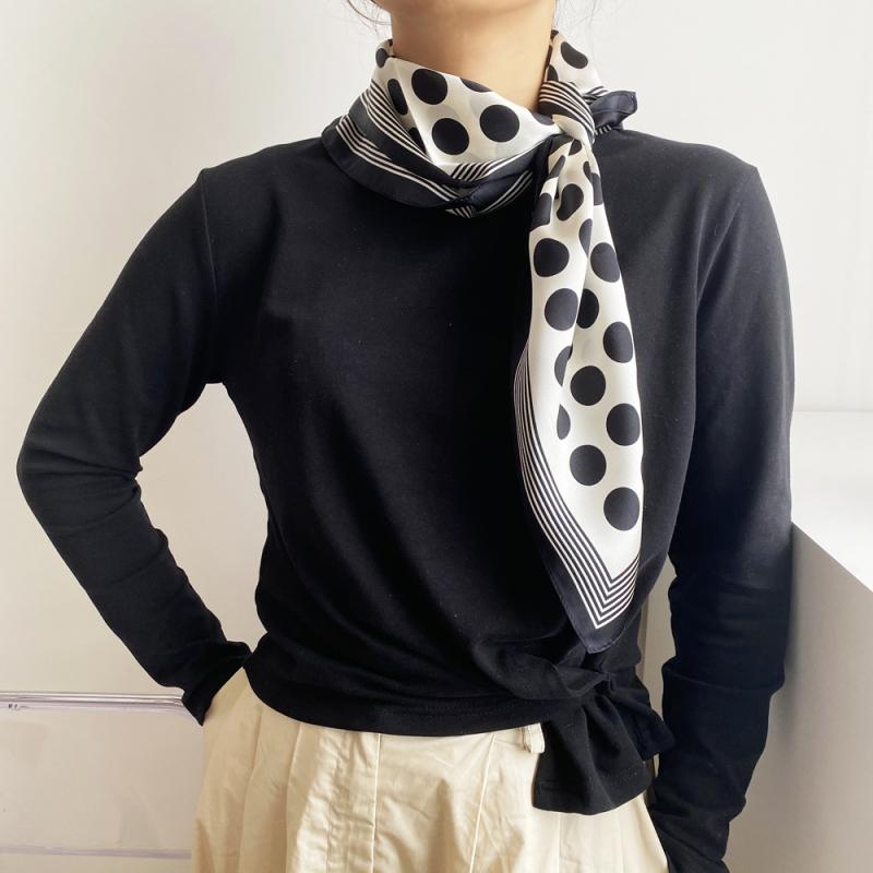 スカーフ レディース シルク ドット柄 正方形 ヘアアレンジ 贈り物 ギフト 春夏 秋冬 uv 対策 ショール ストール ブラック ホワイト2