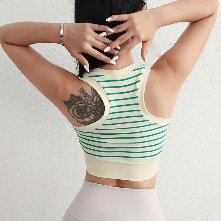 ヨガウェア レディース スポーツブラ 一体型 パッド付き フィットネスブラ トレーニングウェア 高弾性 吸汗速乾