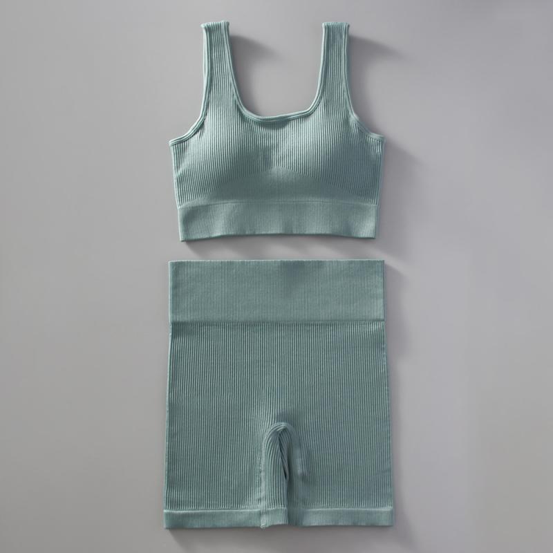 ヨガウェア セットアップ Uネック タンクトップ スポーツブラ ランニング フィットネス 半袖 短パン タイツ シームレス 伸縮性 吸湿速乾 トレーニング