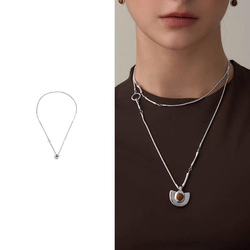 祖母绿 - ネックレス ウッド ペンダント 中性 ダブル レイヤード 軽量 豪華感 ミニマル セーターチェーン