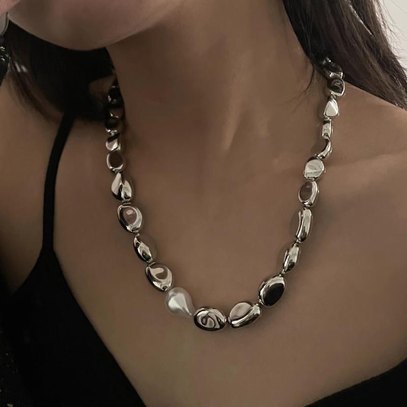 Pearl - ネックレス レディース 立体 不規則 パール 切り替え 鎖骨チェーン 重工 軽奢 かわいい きれいめ おしゃれ