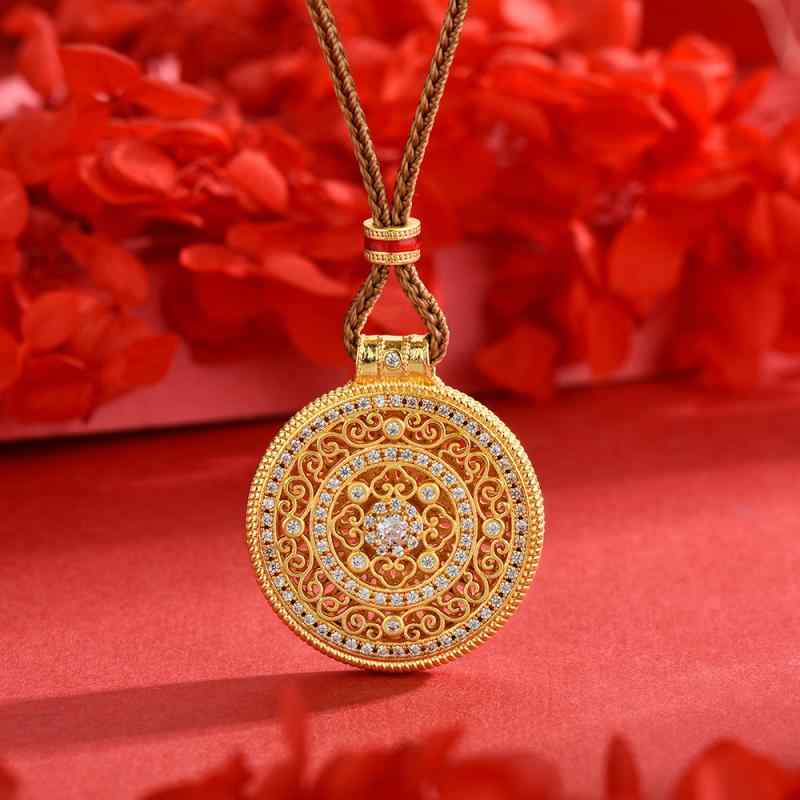 ネックレス ペンダント 沙金 如意 ジルコニア 花模様 ニットチェーン ラッキーアイテム