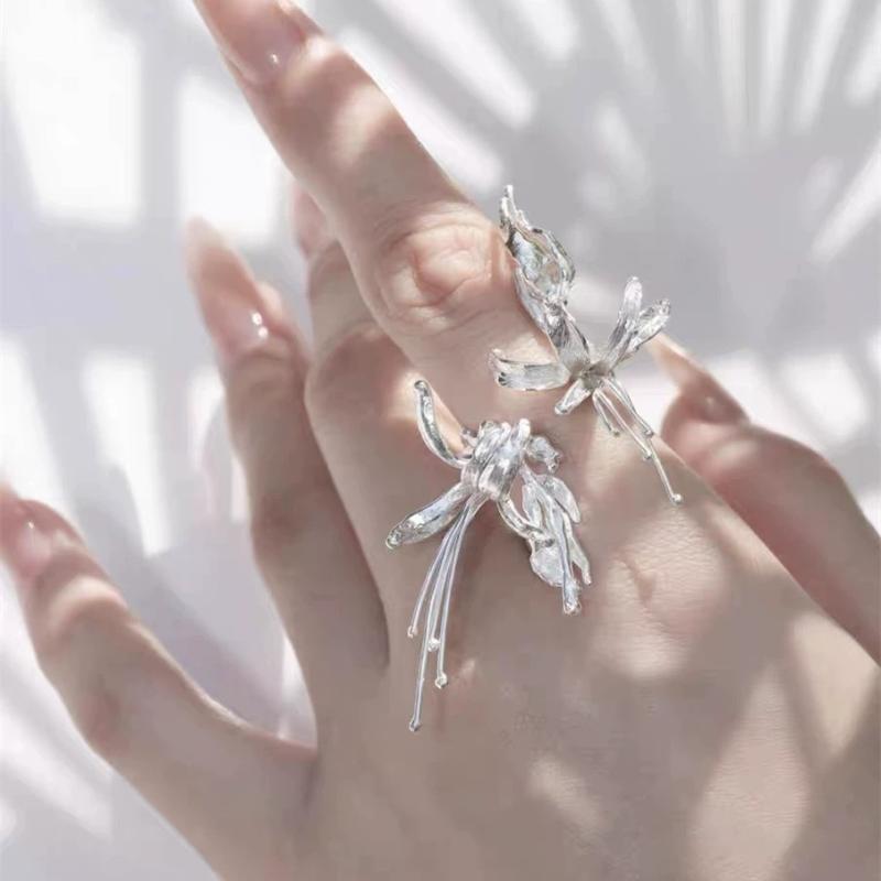 Other , Materials - 指輪 レディース 銅メッキ 925シルバー 花 小ぶり フリーサイズ シルバー925 電気メッキ加工 調整可能 普段使い プレゼント ギフト