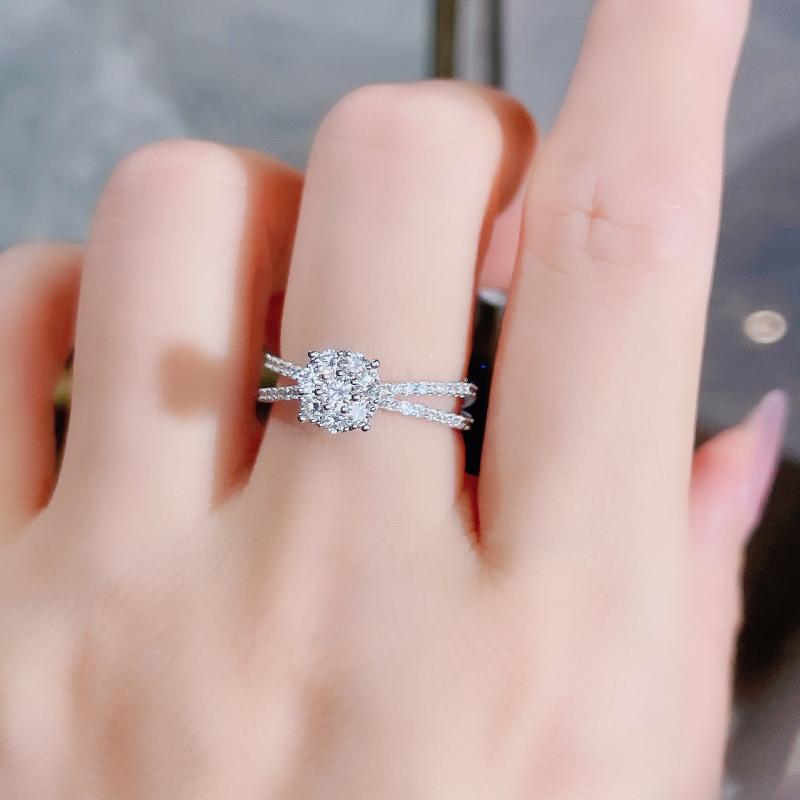 指輪 レディース S925 シルバー 高炭素 ジルコニア エレガント 結婚式 パーティー ラグジュアリー アクセサリー