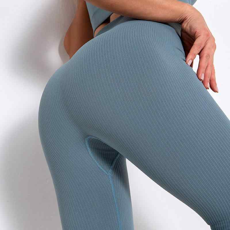 ヨガ レディース レギンス スパッツ 高腰 美尻 ヒップアップ ストライプ スポーツ トレーニング ランニング 伸縮性 無縫製 運動着 フィットネスパンツ 9分丈 ロングパンツ ストレッチ 接触冷感 吸湿速乾 普段使い2