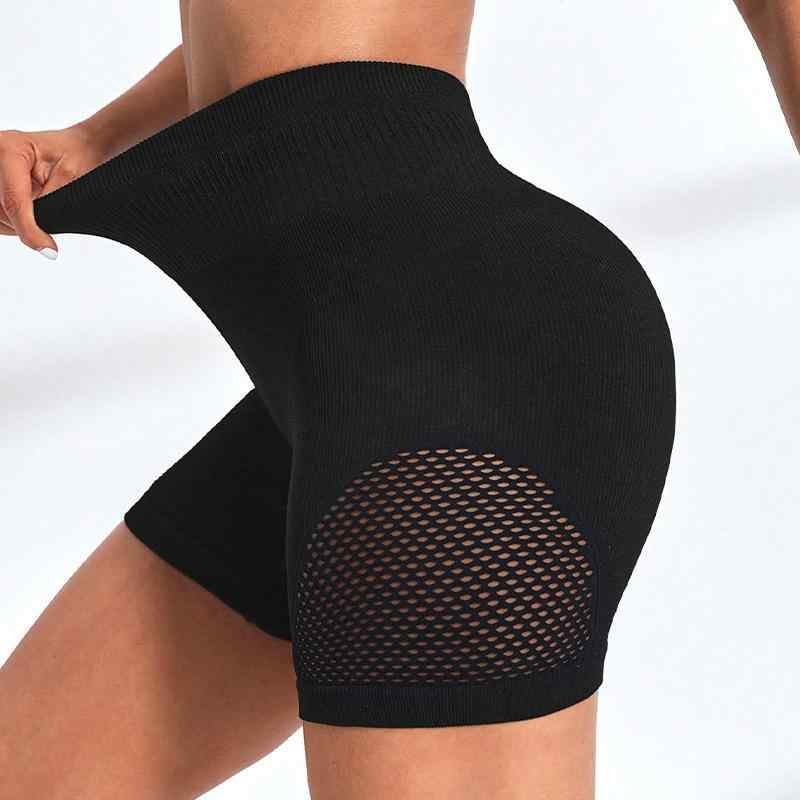 ヨガパンツ レディース 高腰 蜜桃尻 無縫製 穴あき ショートパンツ 伸縮性 スポーツ レギンス タイト 短パン ヒップアップ トレーニン..