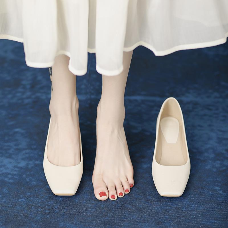 靴 レディース 大きいサイズ パンプス ミドルヒール スクエアトゥ 法式 無地 スカート ローヒール 婦人靴 かわいい 歩きやすい 痛くない フォーマル オフィス 通勤 普段使い パーティー2