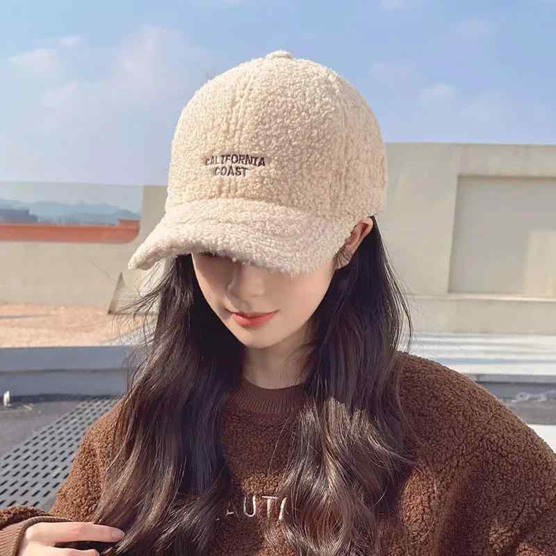帽子 レディース 秋冬 韓国風 刺繍 野球帽 暖かい 小顔効果 柔らかい 普段使い かわいい キャップ
