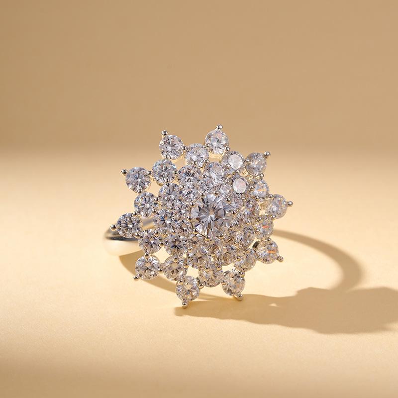 指輪 レディース ジルコニア 花柄 リング 高級感 立体感 調節可能 ファッションリング おしゃれ かわい..