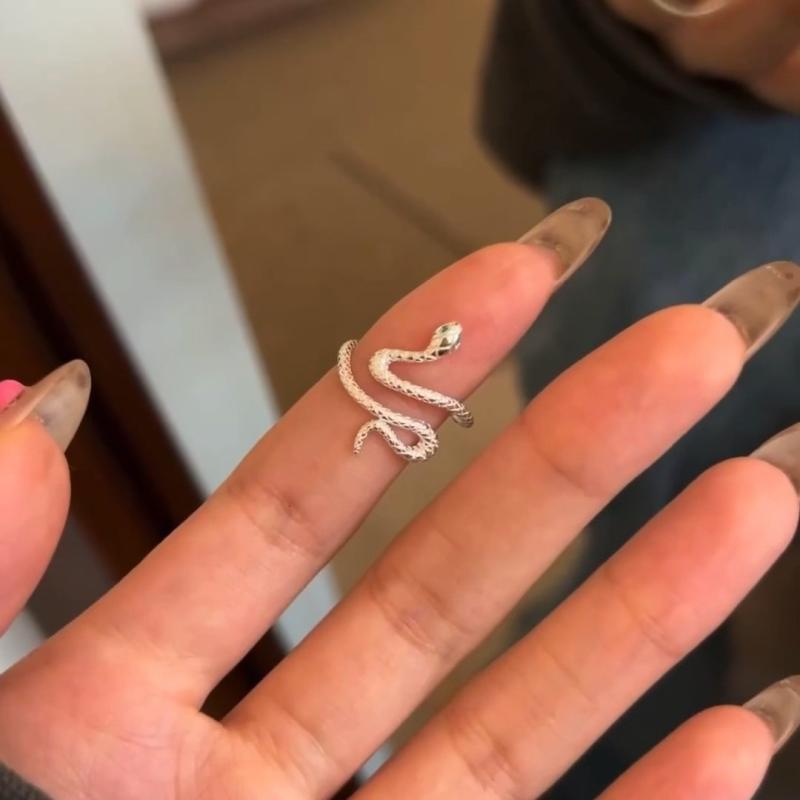 指輪 レディース s925 シルバー 個性的 蛇モチーフ ファッションリング スネーク 調整可能 フリーサイズ