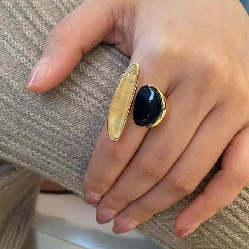 Other - 指輪 レディース 法式 軽奢 アシンメトリー 発晶 黒曜石 レトロ 小众 高級感 天然水晶 フリーサイズ 食指