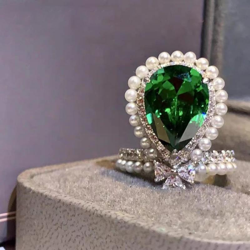 指輪 レディース 高級感 ジルコニア エメラルド 祖母緑 彩宝 電気メッキ加工 ラッキーアイテム かわいい ギフト プレゼント インフルエンサー