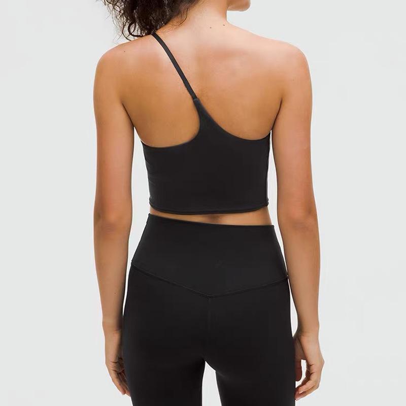 ヨガウェア レディース 細ストラップ ブラトップ パッド付き スポーツブラ 伸縮性 吸湿速乾 ノンストレス 部屋着 フィットネス
