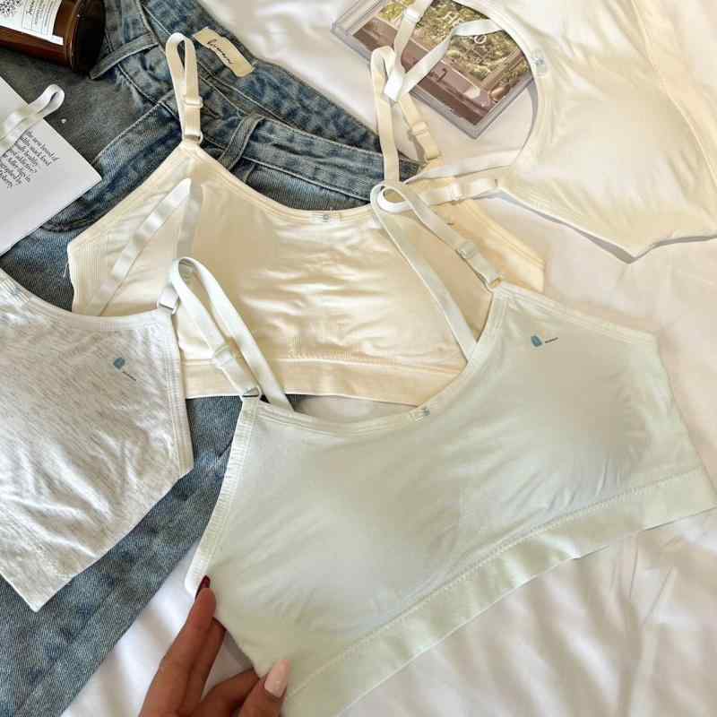 ブラジャー キッズ 女の子 スポーツブラ 中学生 高校生 成長期 ノンワイヤー 綿100% 揺れ防止 ファーストブラ スポブラ 肌に優しい インナー かわいい