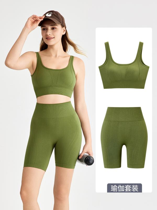 スポーツウェア レディース 上下セット シームレス ヨガウェア トレーニングウェア スポーツブラ タイツ ショートパンツ 伸縮性 吸汗速乾 高腰 ヒップアップ