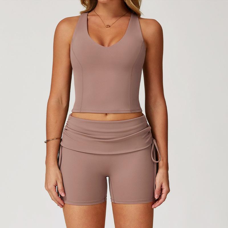 ヨガウェア レディース セットアップ 細ストラップ タンクトップ スポーツブラ 一体型 ヨガ 運動 ランニング トレーニング 吸湿速乾
