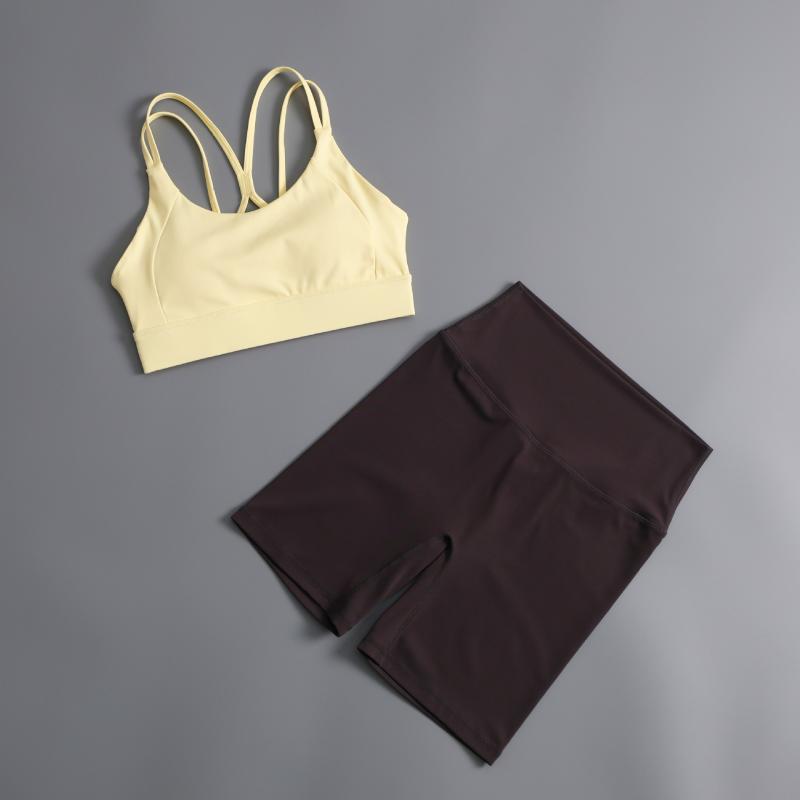 ヨガウェア レディース セットアップ 一体型 スポーツブラ ハイウエスト 5分丈レギンス トレーニングウェア ジム ランニング 伸縮性 吸湿速乾