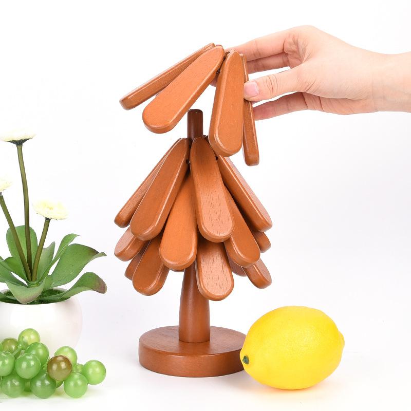 鍋敷き 木製 クリスマスツリー型 断熱 耐熱 ホーム キッチン ダイニング テーブル 飾り 実用的 かわいい2