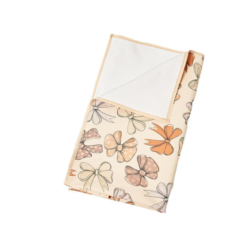 おむつ替えシート 子供 ベビー PU防水 撥水 洗える 携帯用 持ち運び 北欧風2